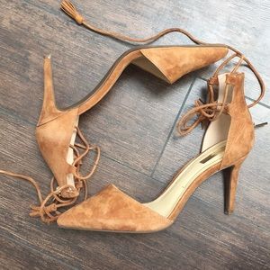 Jessica Simpson rust suede 3” ankle tie pumps